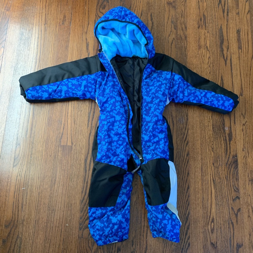 3T snow suit